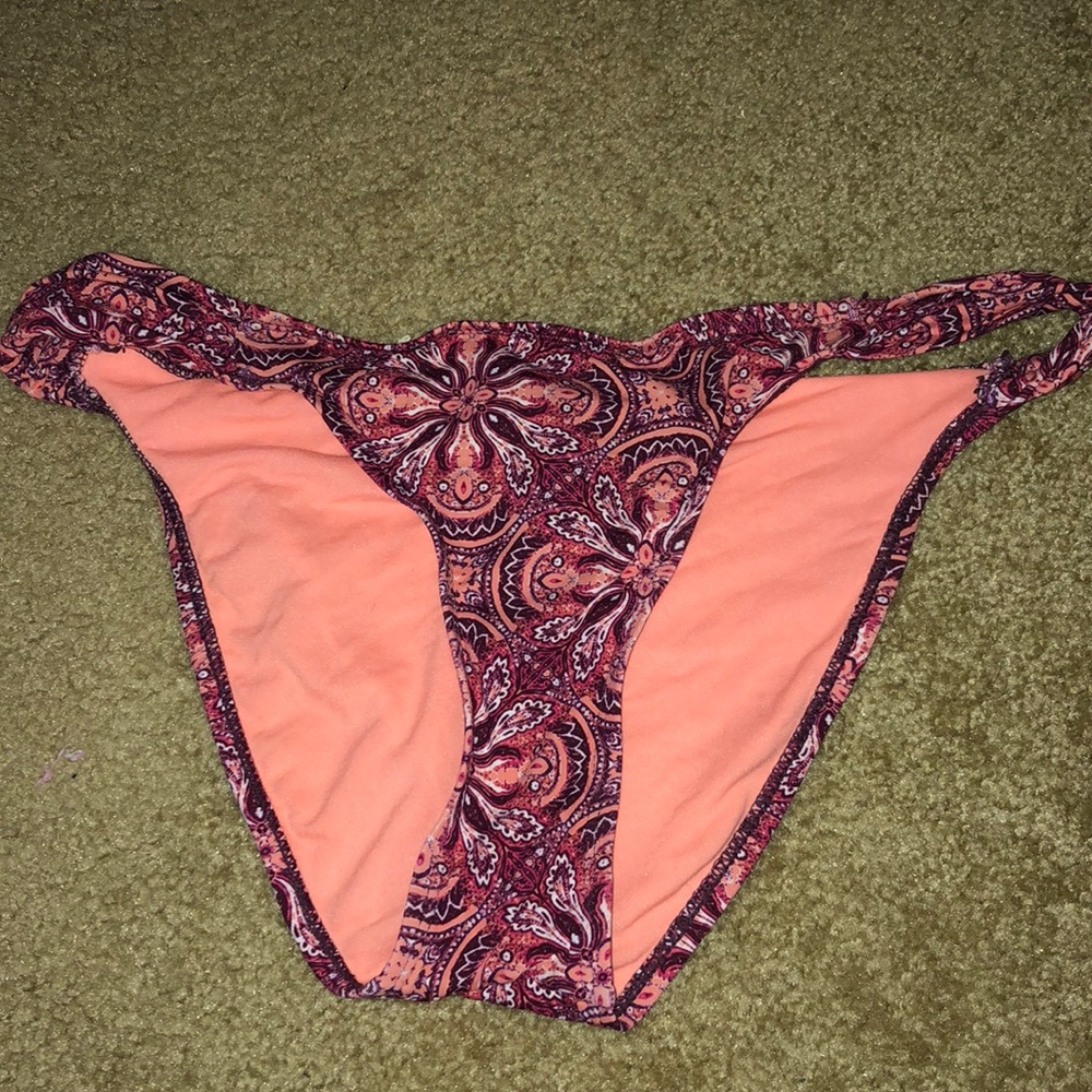 Bikini bottom